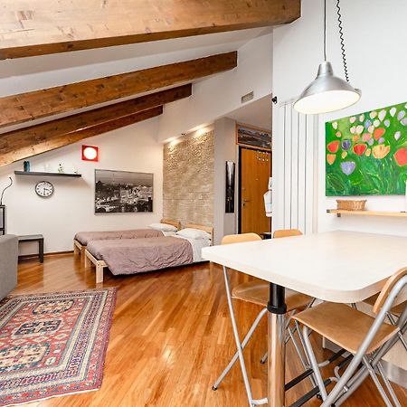 Stagabin La Mansarda Panoramica Un Rifugio Di Eleganza E Tranquillita Apartment Turin Luaran gambar