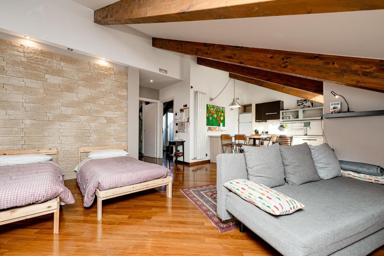 Stagabin La Mansarda Panoramica Un Rifugio Di Eleganza E Tranquillita Apartment Turin Luaran gambar